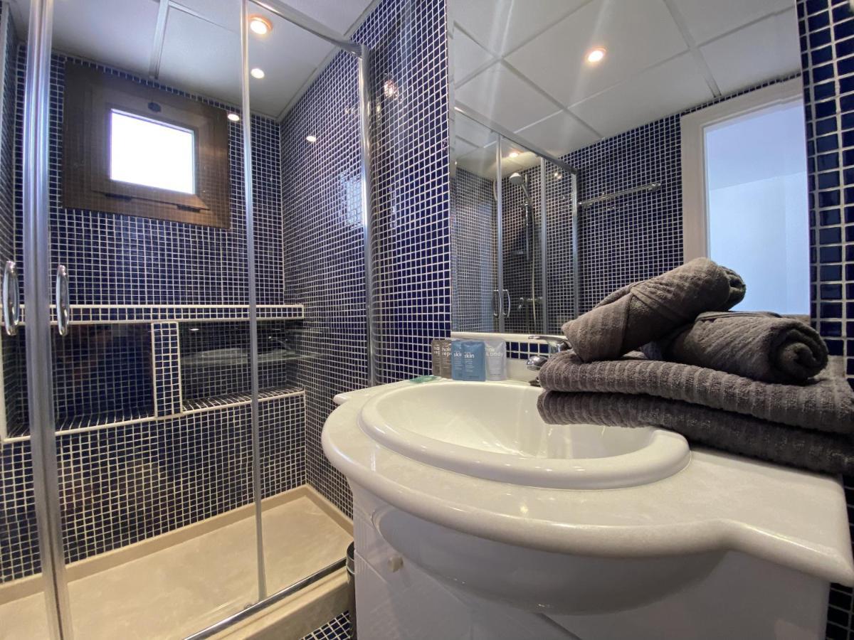 Beach & Puerto Banus Marbella Penthouse Buitenkant foto