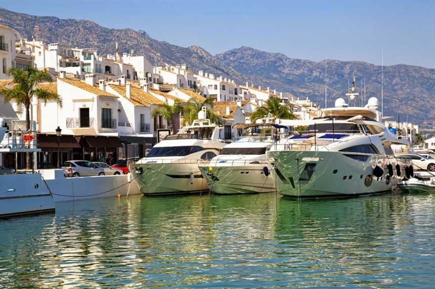 Beach & Puerto Banus Marbella Penthouse Buitenkant foto